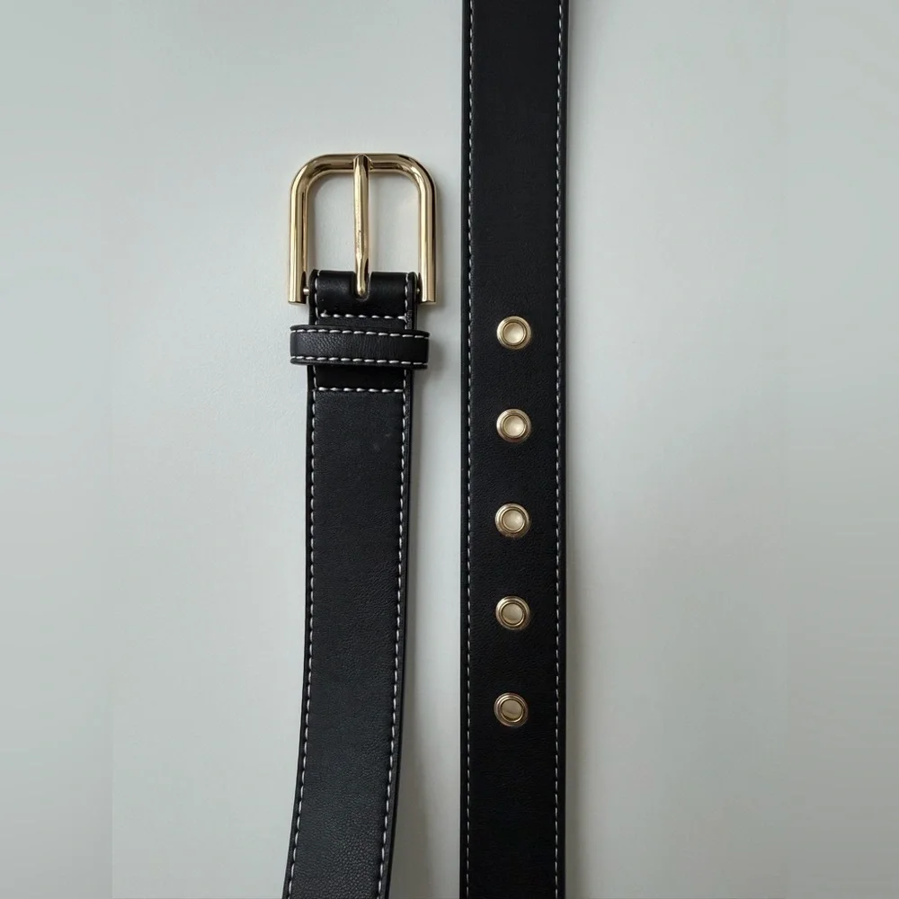 Max Mara Studio Black Vegan Leather Black Belt Gold Hardware Contrast Stitch